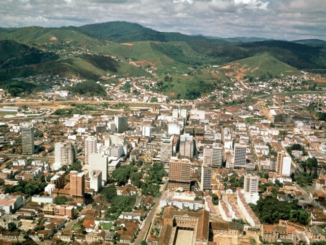 Aluguel de carro em Juiz de Fora: Dicas e como economizar muito!